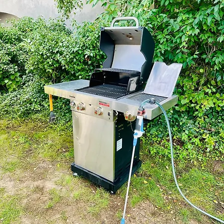 Stylisches See-studio Mit Badezugang & Garten