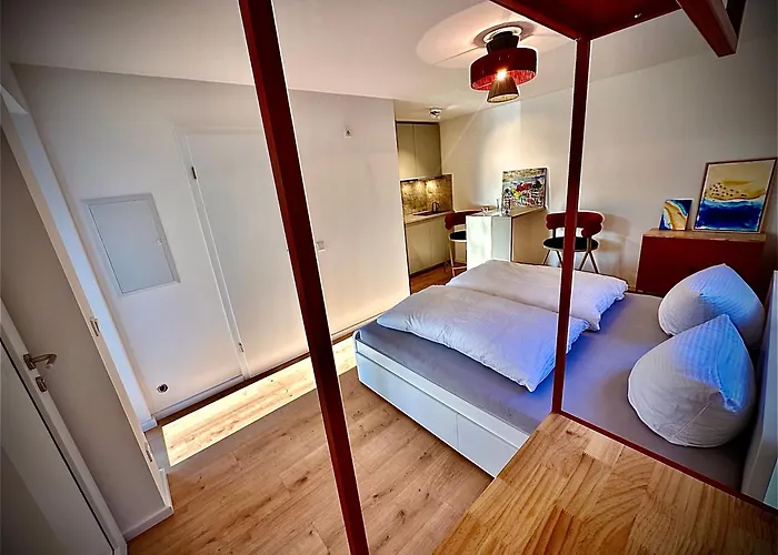 Stylisches See-studio Mit Badezugang&garten Apartment