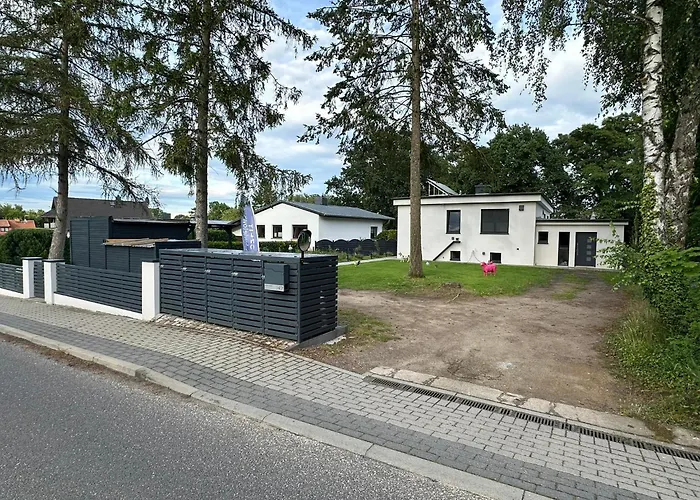 Apartment Stylisches See-studio Mit Badezugang&garten *