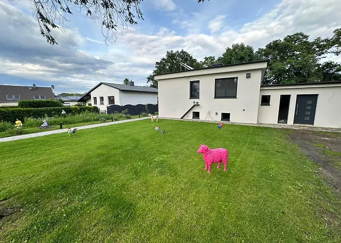 Apartment Stylisches See-studio Mit Badezugang&garten *