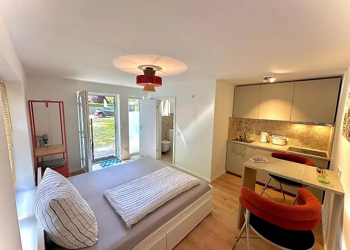 Stylisches See-studio Mit Badezugang & Garten *